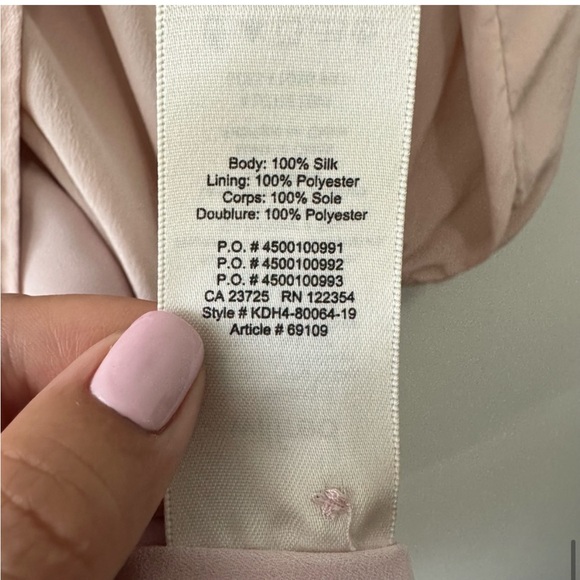 Aritzia Wilfred Diane Dress Long Sleeve Wrap Dress Pink Silk Sz M - Picture 11 of 15